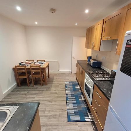 Spacious 2 Bedroom House In Central London With Garden Zewnętrze zdjęcie